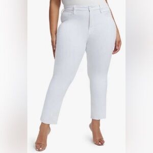Good American white high rise straight raw hem 22